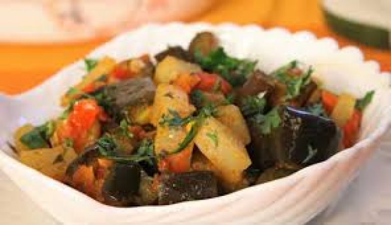 Receta ayurvedica: curry de berenjena y patata ideal para tipos Kapha y en cualquier estación